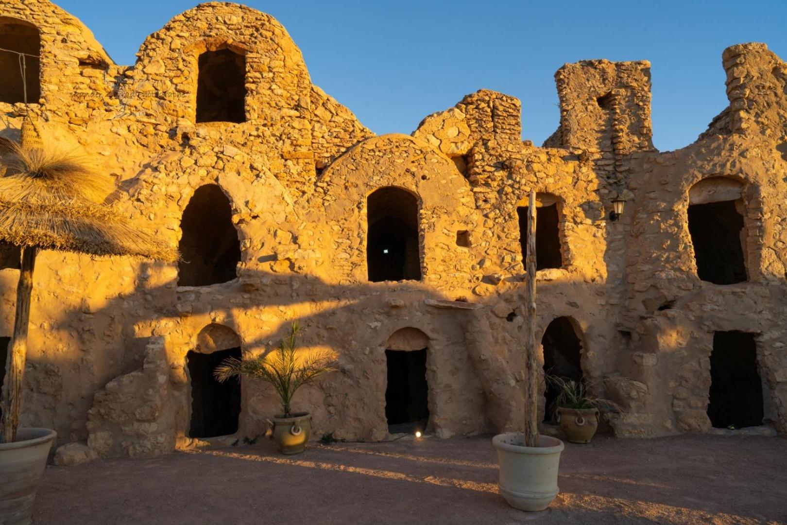 Ksar Jouamaa Hotel Medenine Buitenkant foto